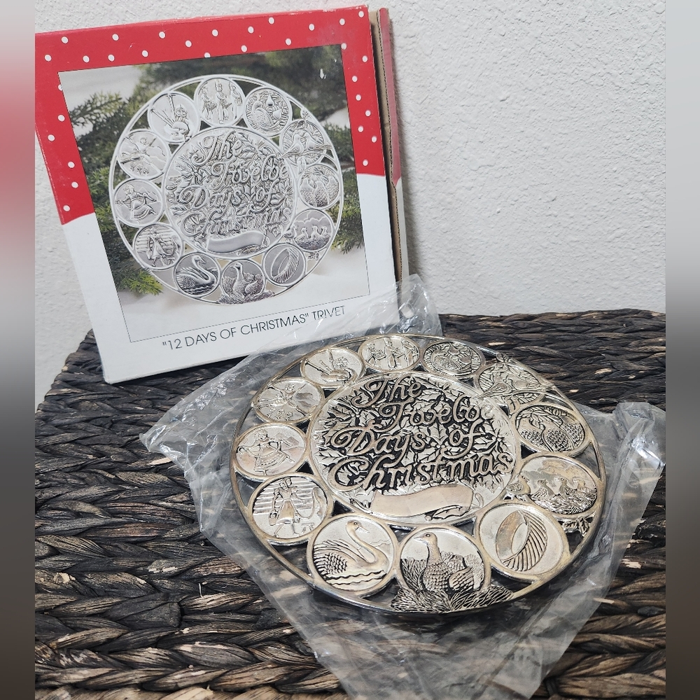 Vintage The Twelve Days of Christmas Silver Plated Round Trivet 1995 Box Holiday